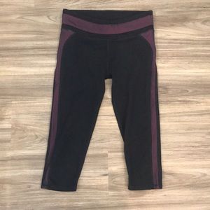 Fabletics Capri Leggings